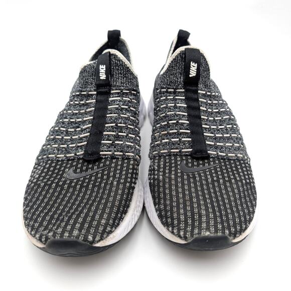 Nike Phantom Run 2 Women's Road Running Shoes Black/White Size US8.5 EU40 - Picture 2 of 9